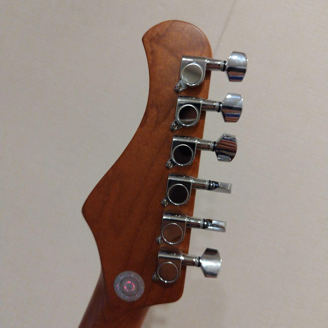 【美品】BST-1-RSM/M OWH バッカス エレキギター ホワイト