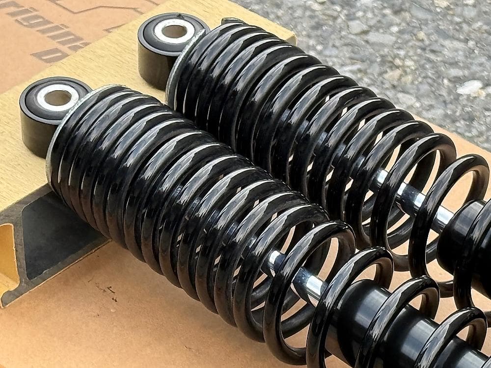 極美品　MF10 フォルツァ 純正リアサスペンション